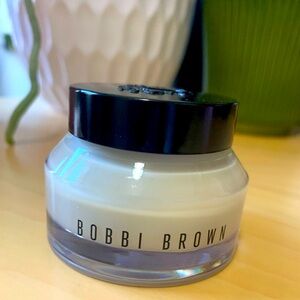 Brand New - Bobbi Brown Vitamin Enriched Face Base